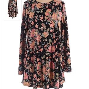 Long Sleeved Floral MuMu dress